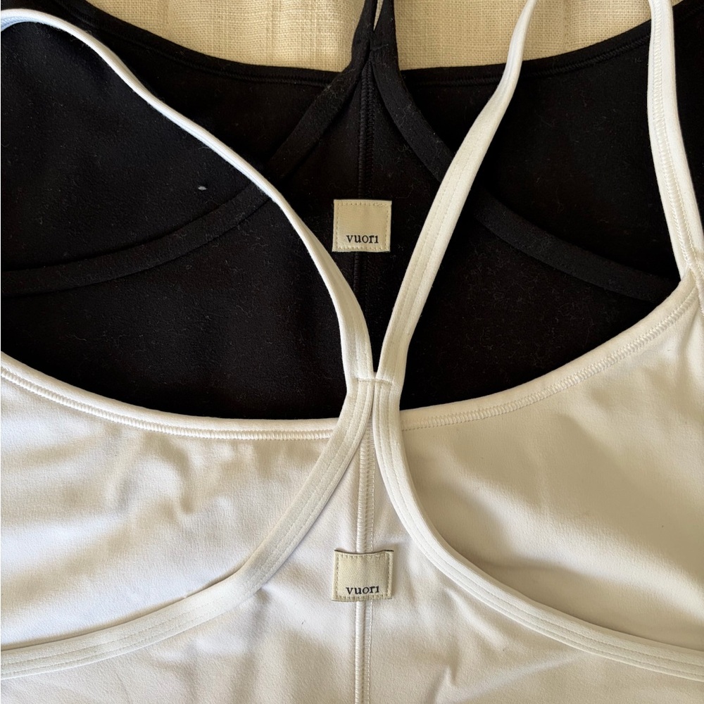 Vuori All the Feels Bras - Black & White - Picture 3 of 7